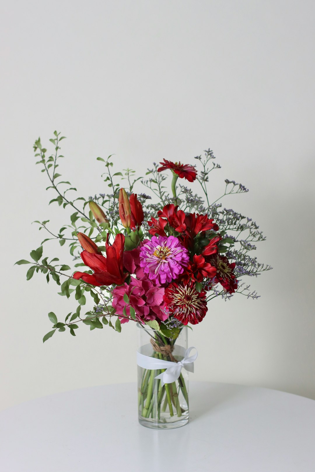 Couronne funéraire FTD® Red Splendor